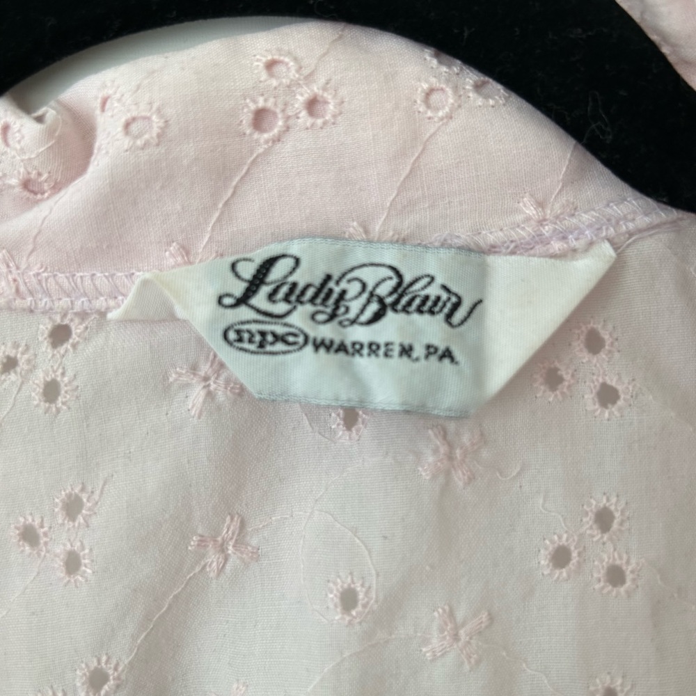 Eyelet button up tee - Picture 2 of 2